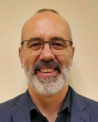 Dr Murray Leikis