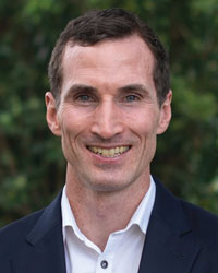 Dr Peter Barr