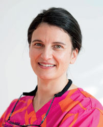 Dr Emily Yassaie