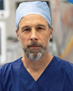 Dr Dirk von Delft