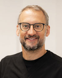 Dr Andrew Birnie
