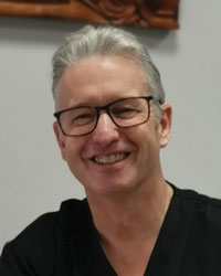 Mr Peter Laws