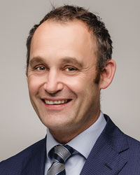 Dr Simon McDowell