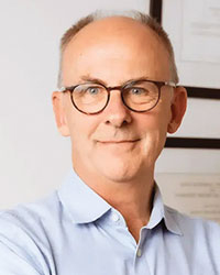 Mr Tim Schneider