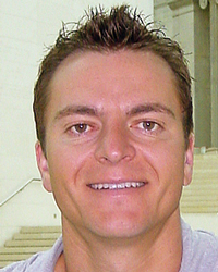 Dr Simon Zanati