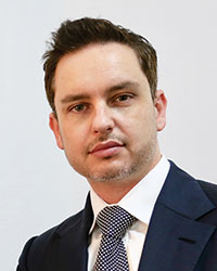 Dr Asher Livingston