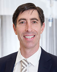 Dr Douglas Shaw