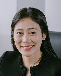 Dr Linda Yang