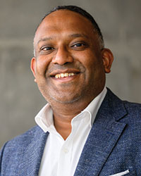 Dr Senthuran Shivakumar