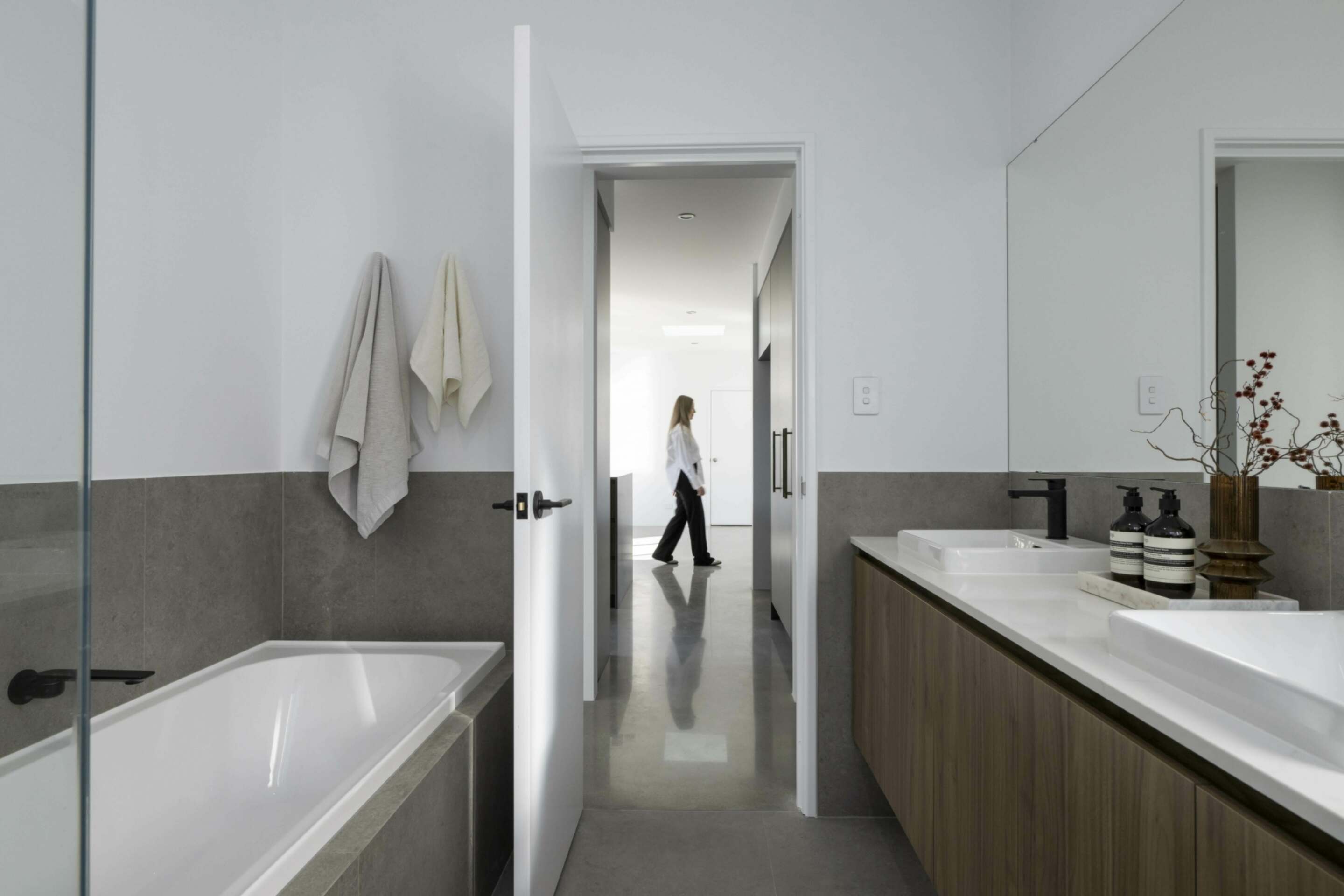 Into Place East Fremantle Bathroom2 WEB