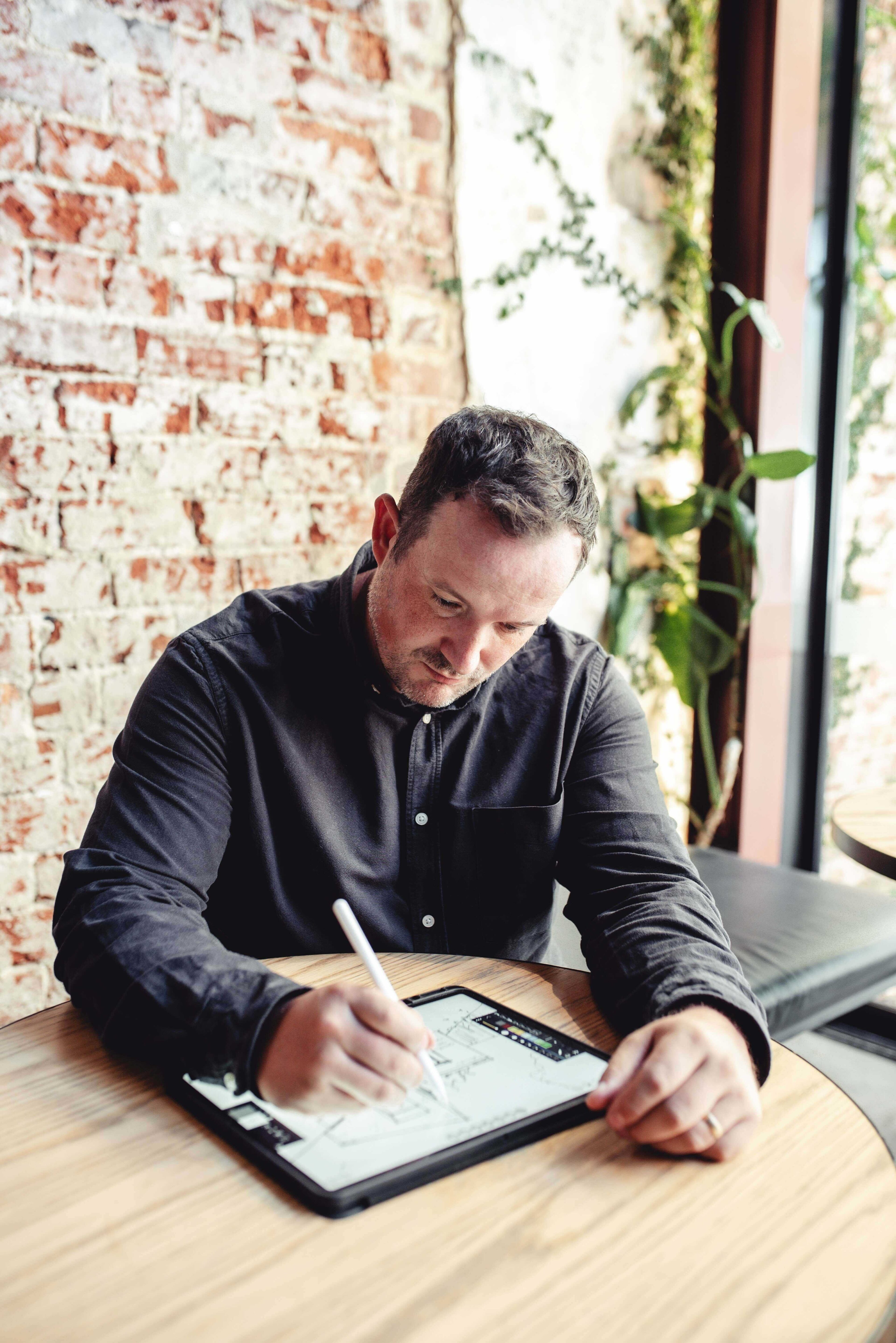 Intoplace2024hr 29 LR