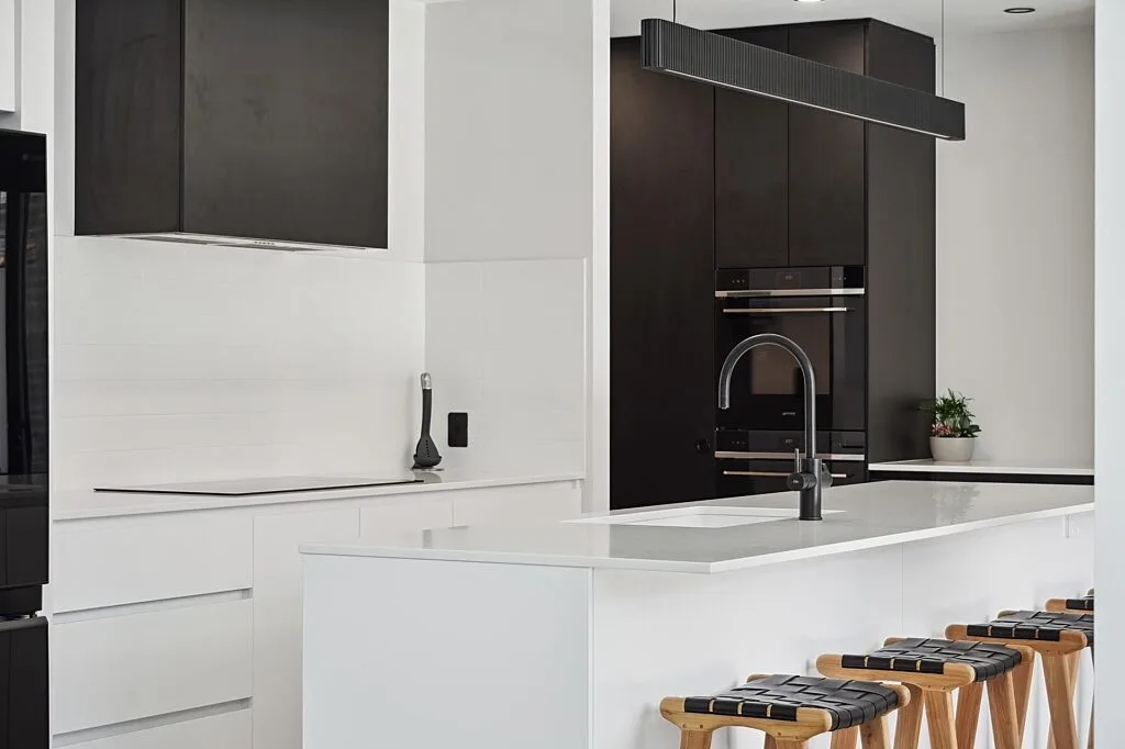 Kitchener Road Alfred Cove 7 LR