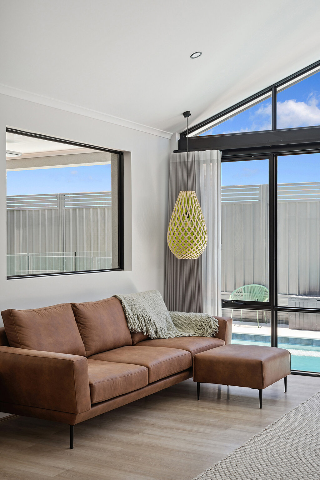 Kitchener Road Alfred Cove 18 LR