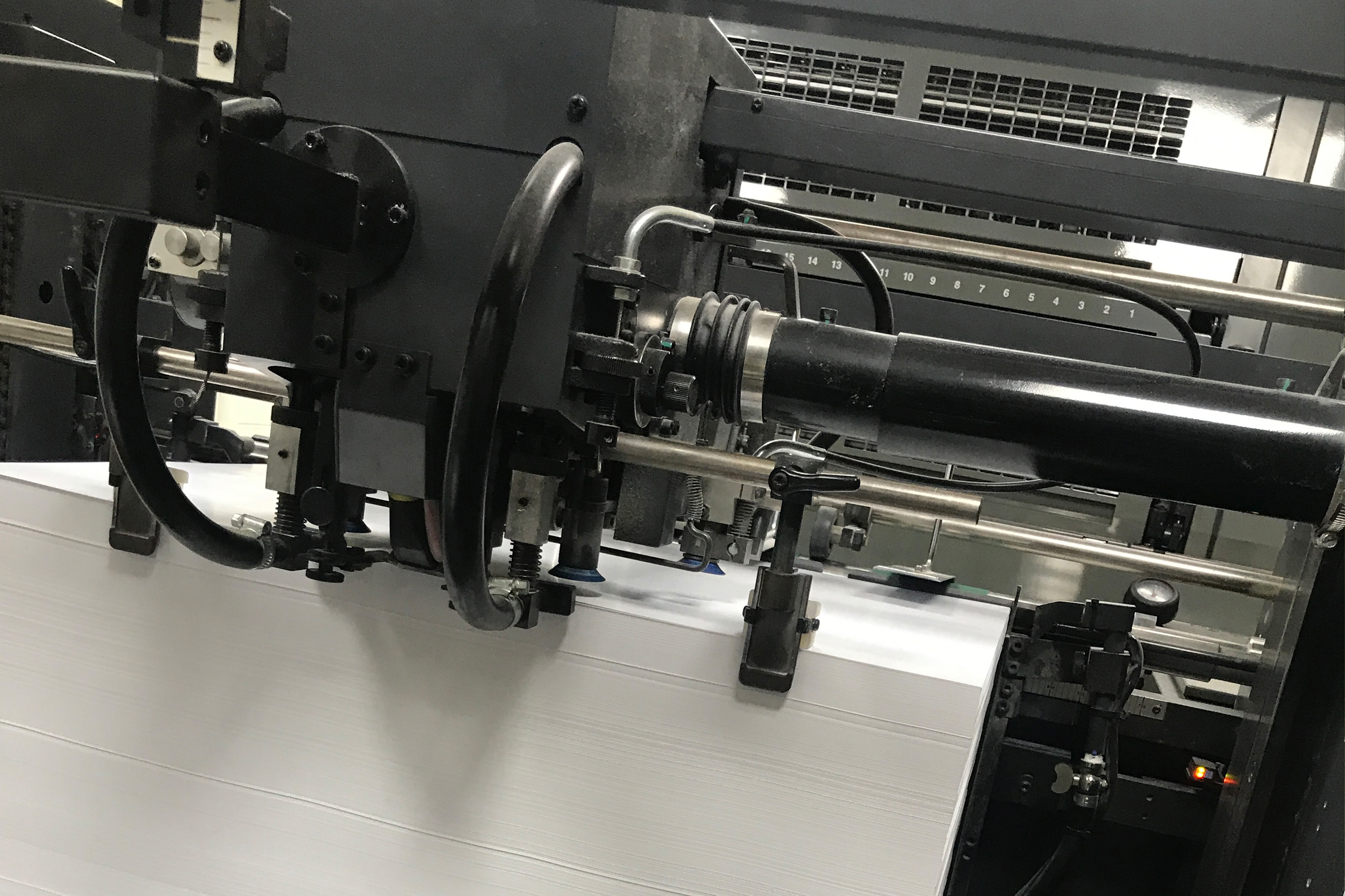 L29 paper feeder CROP