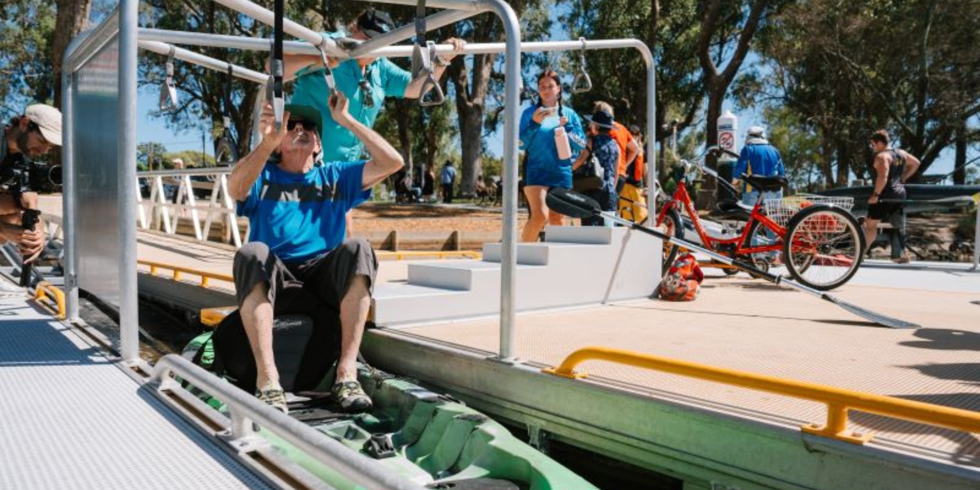 Paddle Come and Try Sessions with the City of Mandurah banner. The banner consists of an image of people trying out the Paddle Launch at the Riverside Gardens Researve.