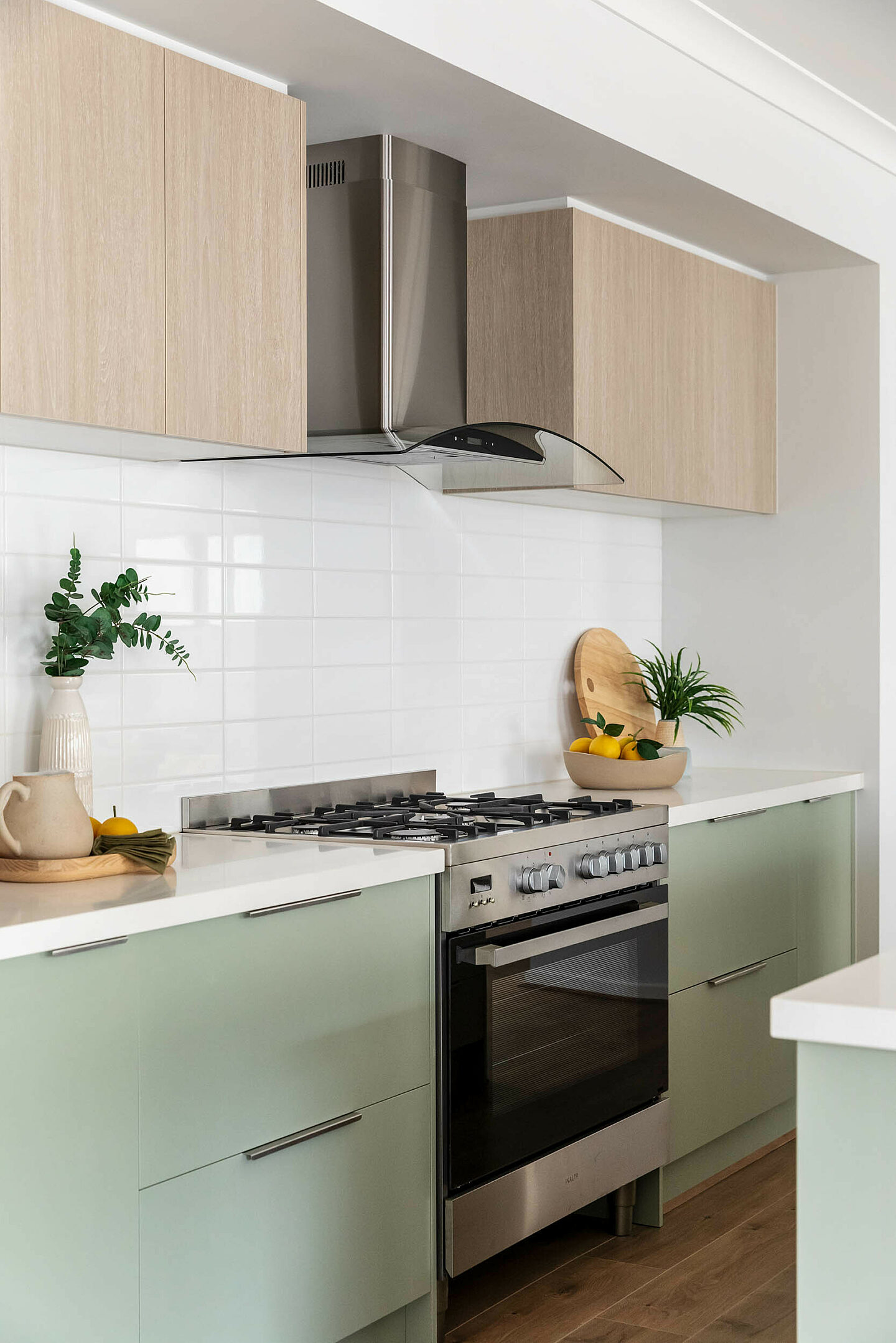 Berkeley28 Details Kingsbridge 7