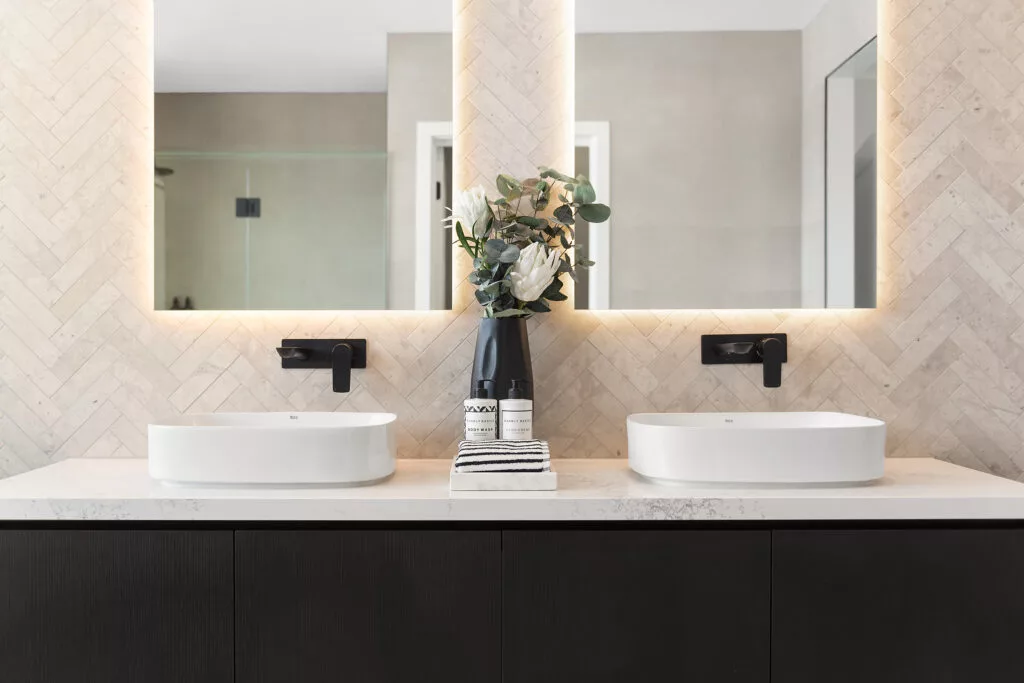 Standard Inclusions Kingsbridge Winchester47 2