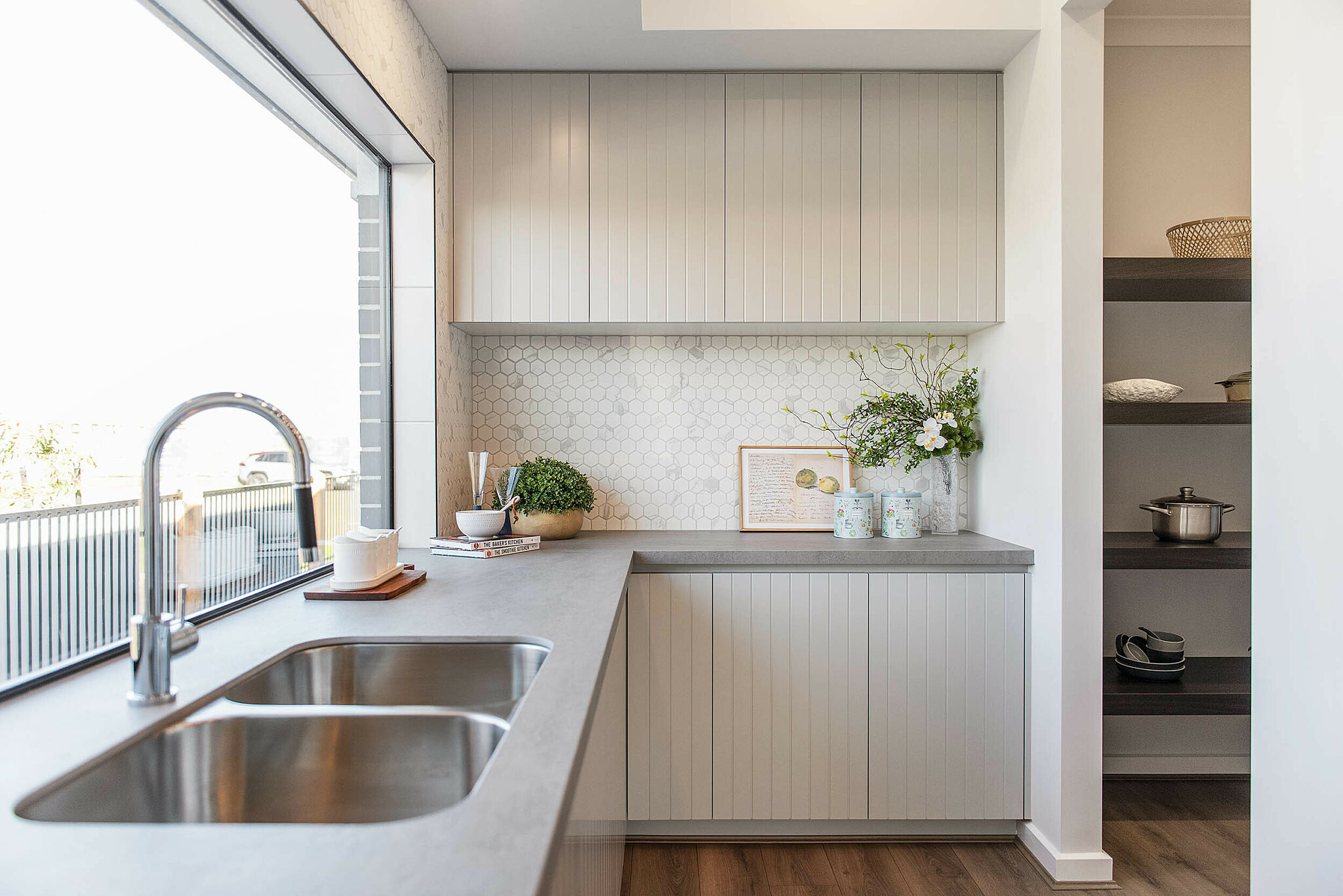 Stanford29 Details Kingsbridge 3