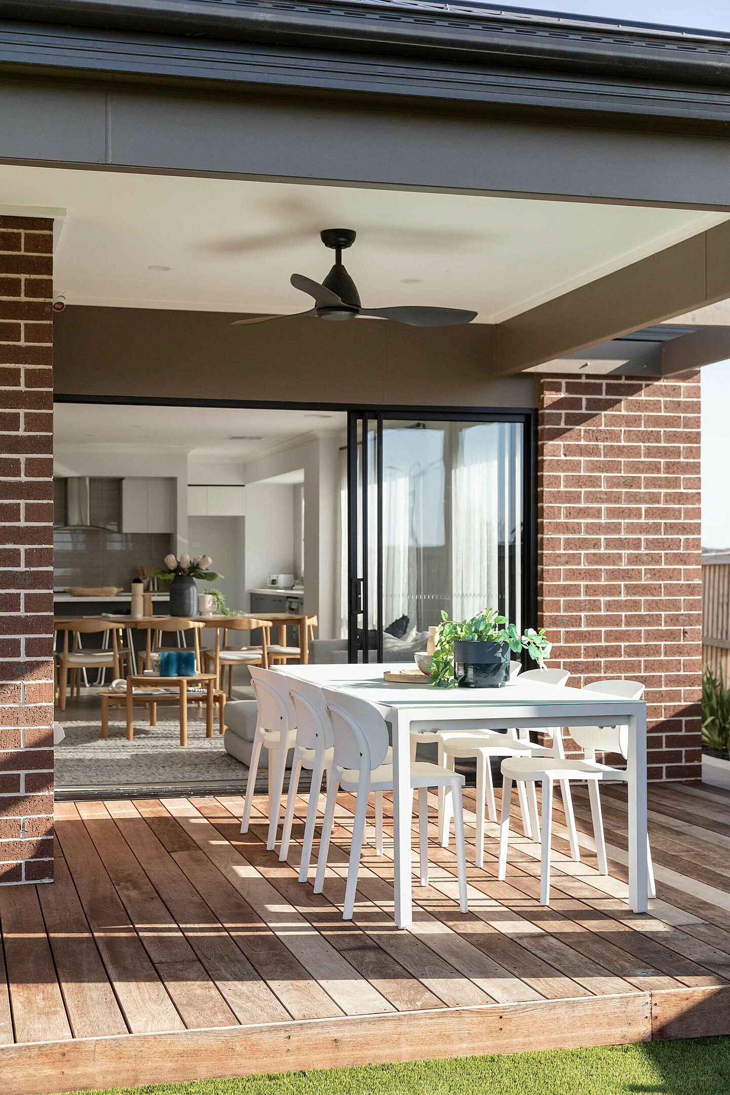 Stanley26 Details Kingsbridge 8