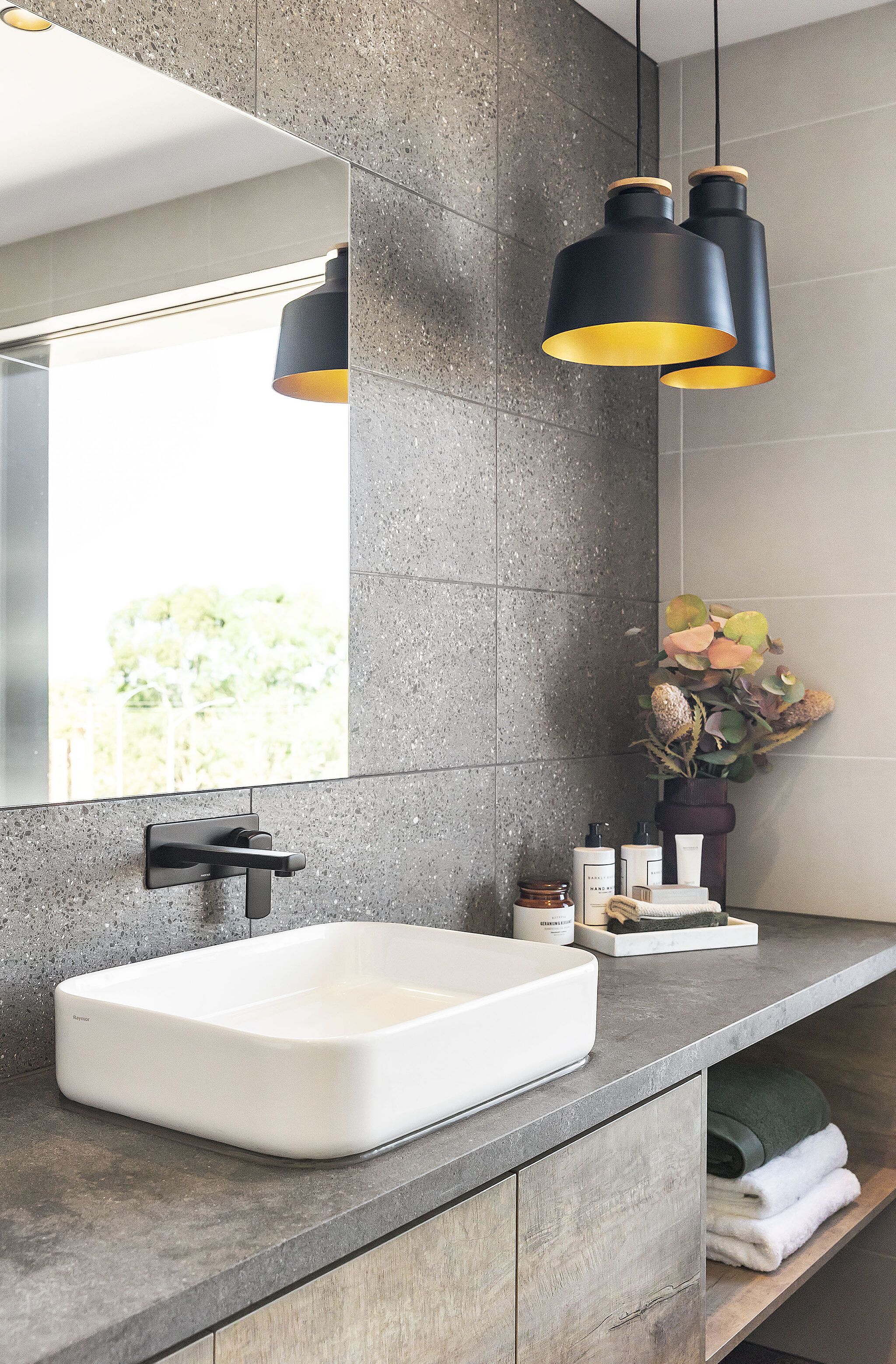 Welland42 Details 056