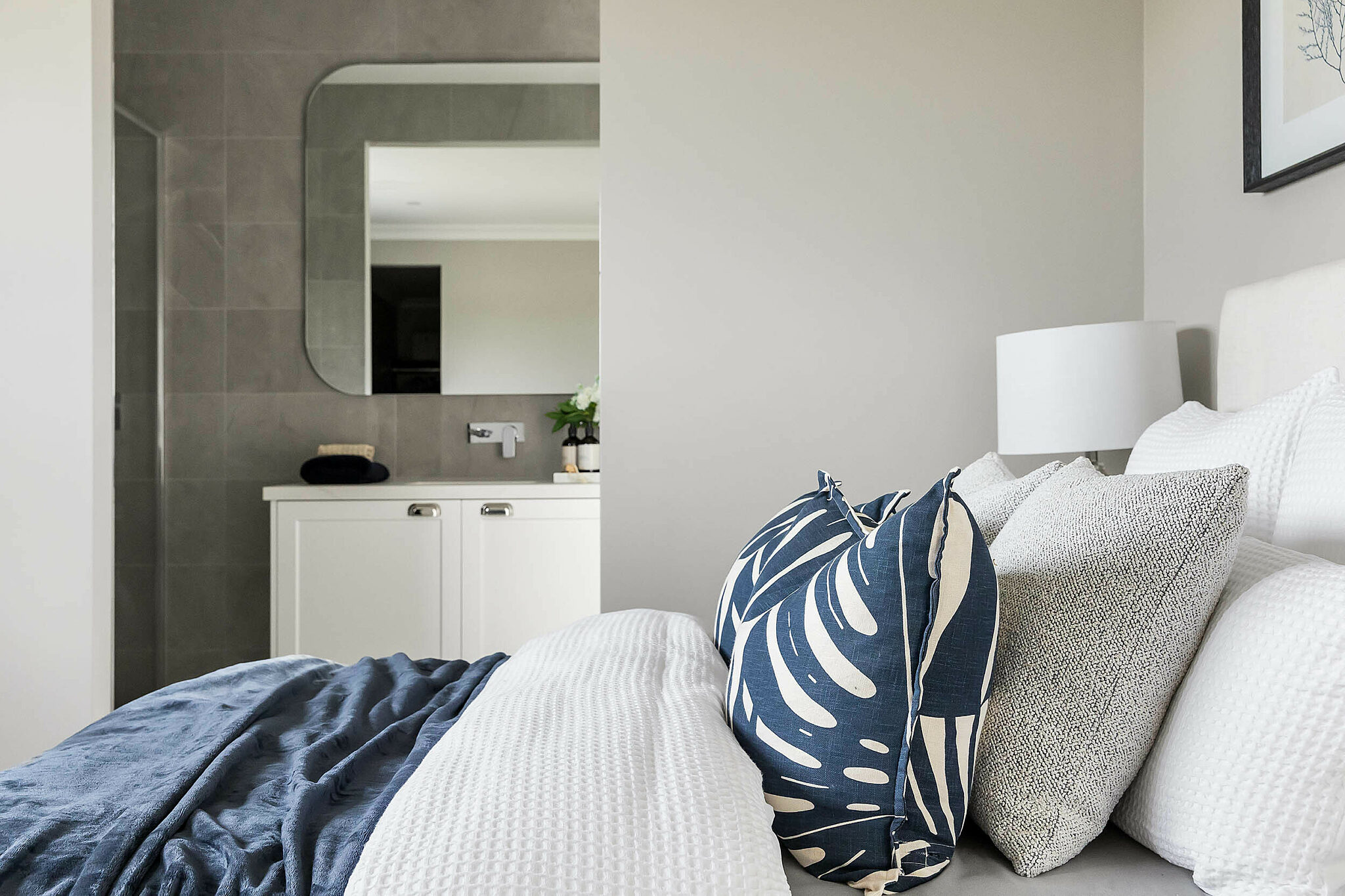 Winchester47 details Kingsbridge 14