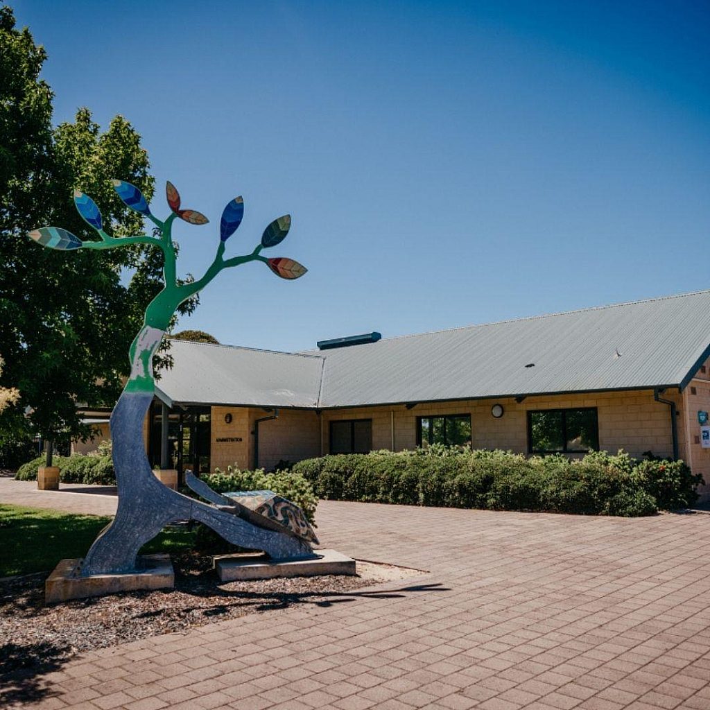 Enclave Hocking Amenities Hocking Primary School