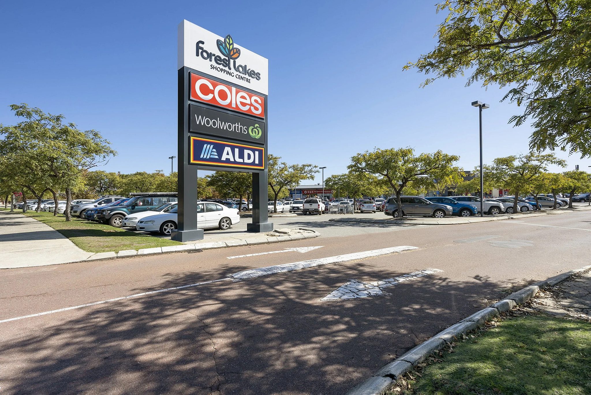 Forest Lake Shopping Centre