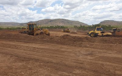 Initial earthworks at the Glen Bowen gully remediation site includes reshaping the complex gully network to form two stabilised free-draining basins.
