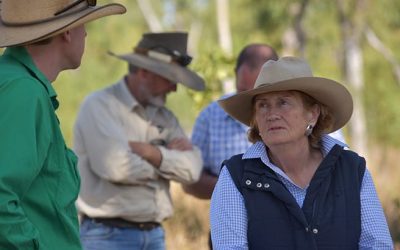 Grazier Dyan Hughes, Wentworth, and Pat Bitmead, who works at Glenalpine, discuss pasture management.