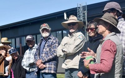 From left, Shanara Paton, Beth Reading, Wayne Reading, John Vickery, Greg Lennox, Dianne Williams, Owen Byrnes and Robyn Byrnes. Robyn discusses how she uses a grazing system to help manage GRT.