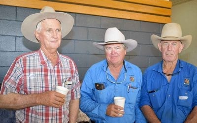 Dale Smith, Koondah Station (left) with Tom Murphy and and Ian Sharman, Tabletop Station