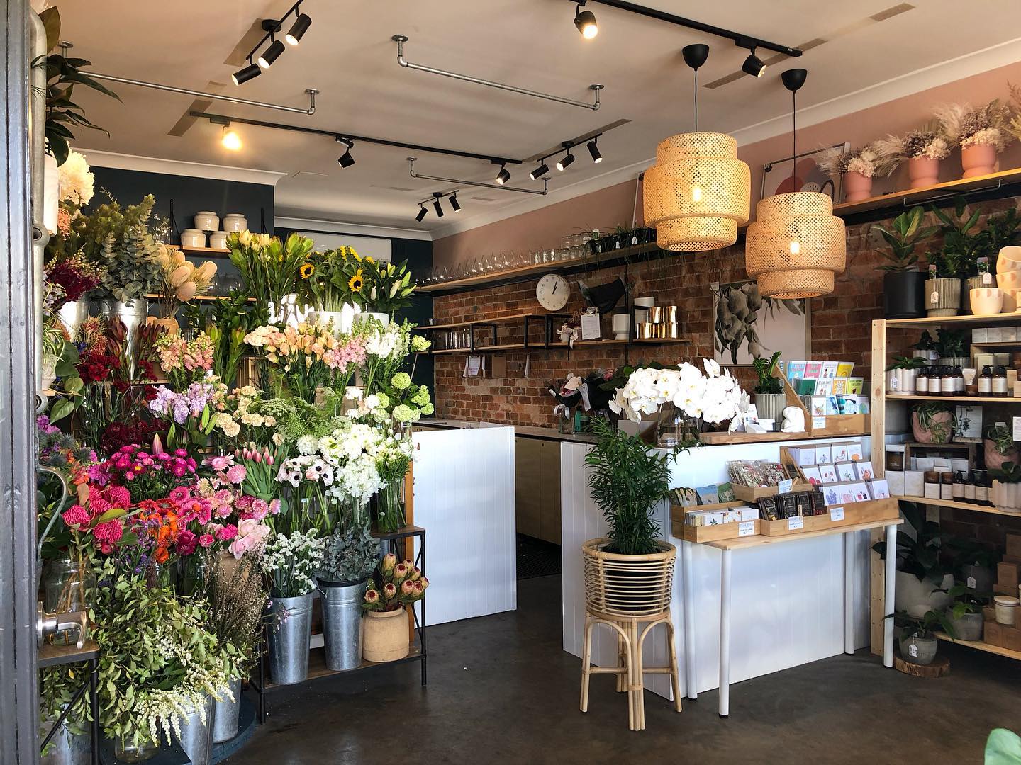 Hello petal florist online