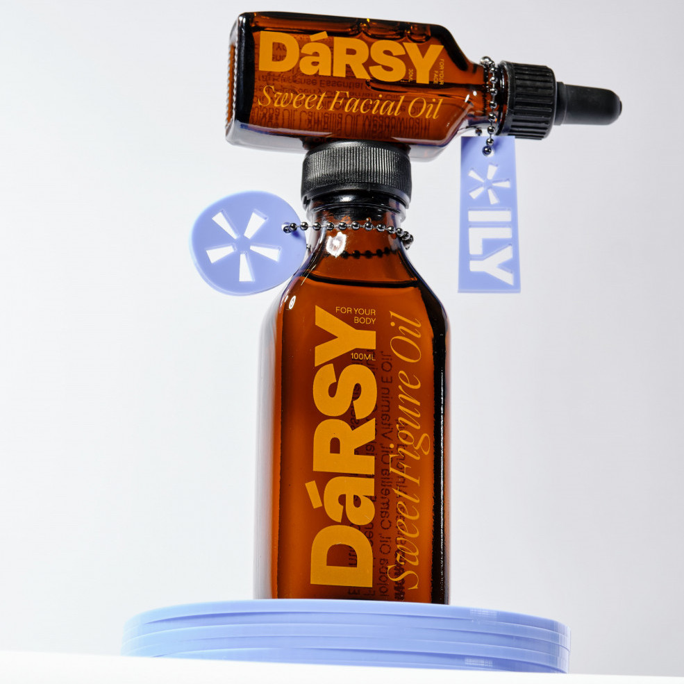 Darsy Image