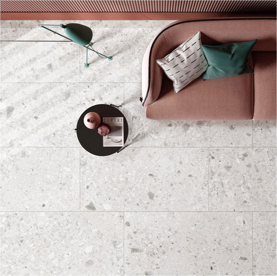 CEPPOSTONE LIGHT