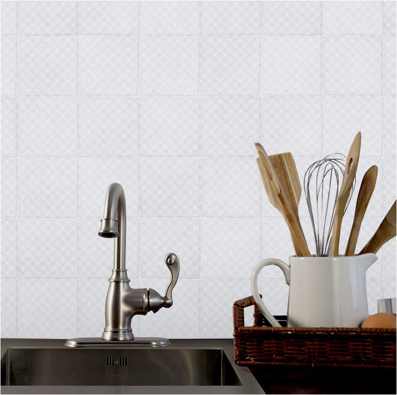 Silhouette Feature Tile