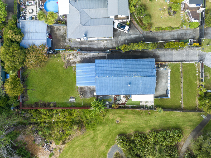 Open yard with 3.5m wide drive way access