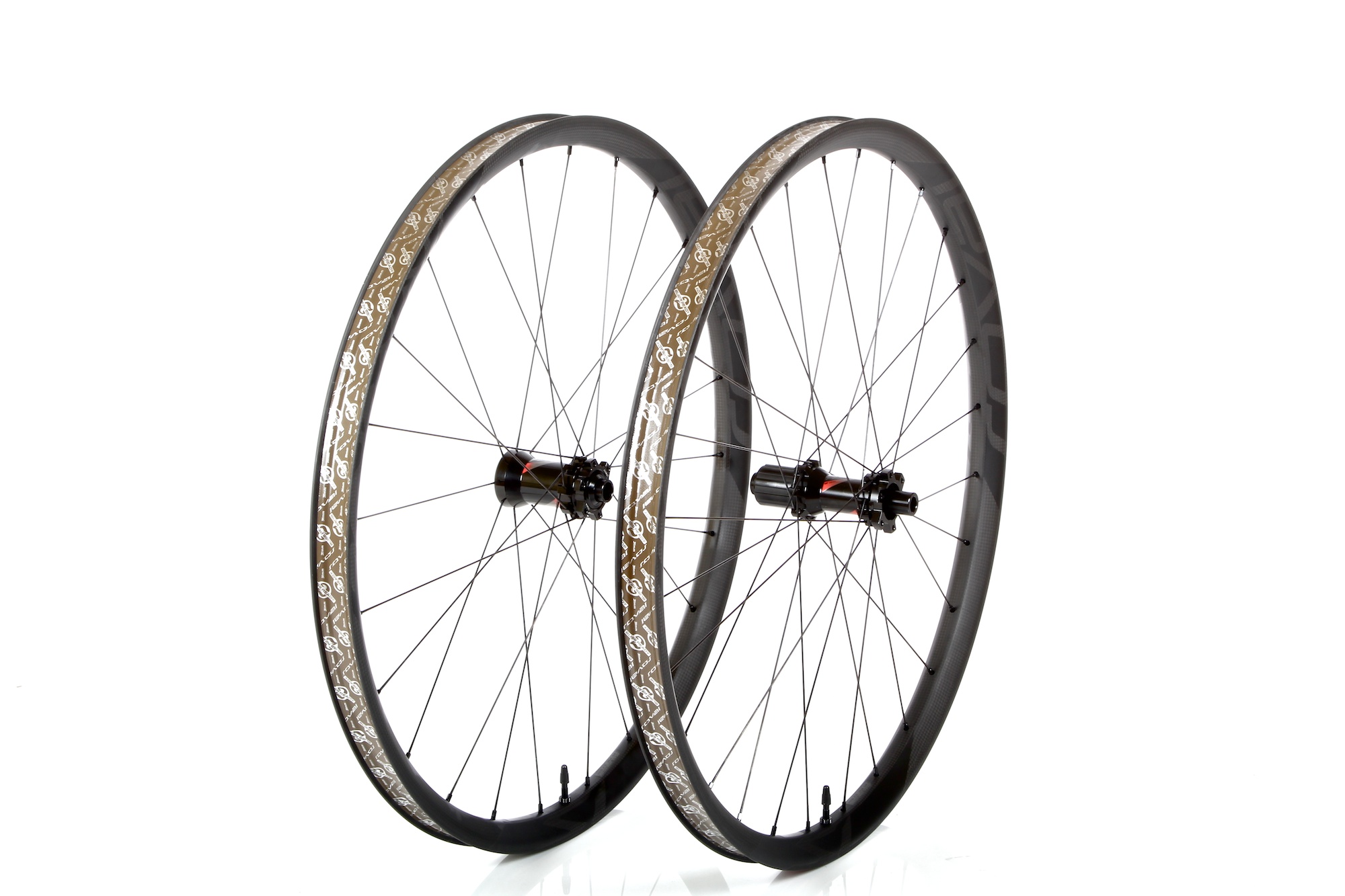 Flow s First Bite Specialized Traverse SL Fattie Wheels