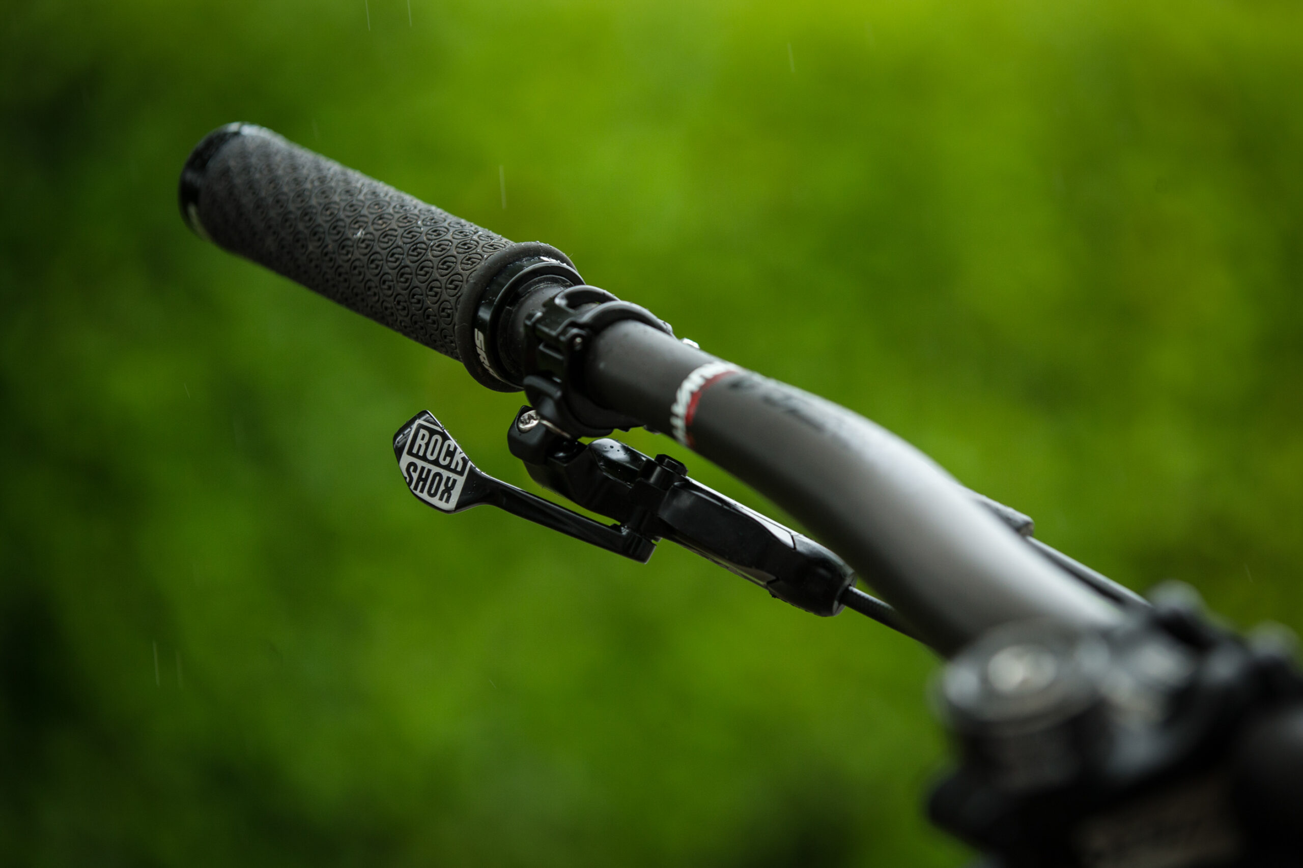 Rockshox reverb stealth sale remote