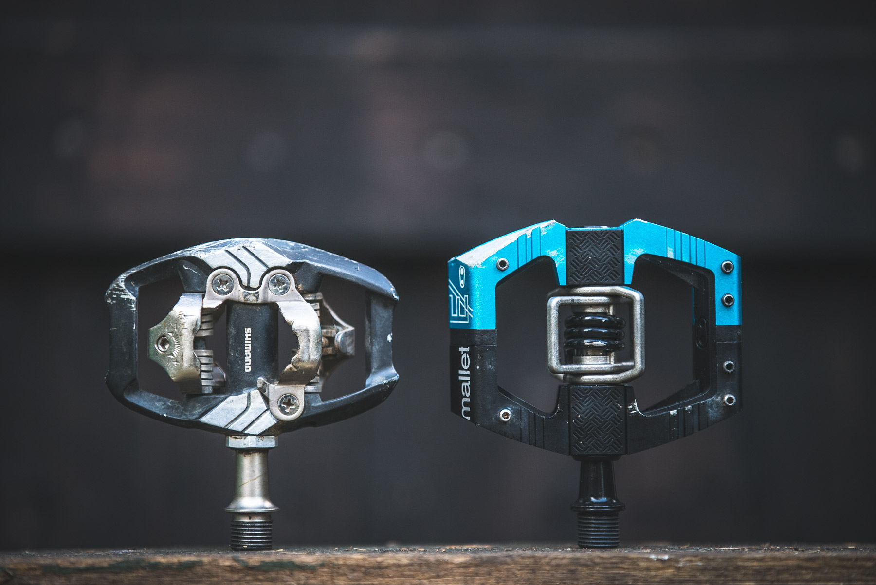 Head To Head Shimano XT Trail vs Crankbrothers Mallet E