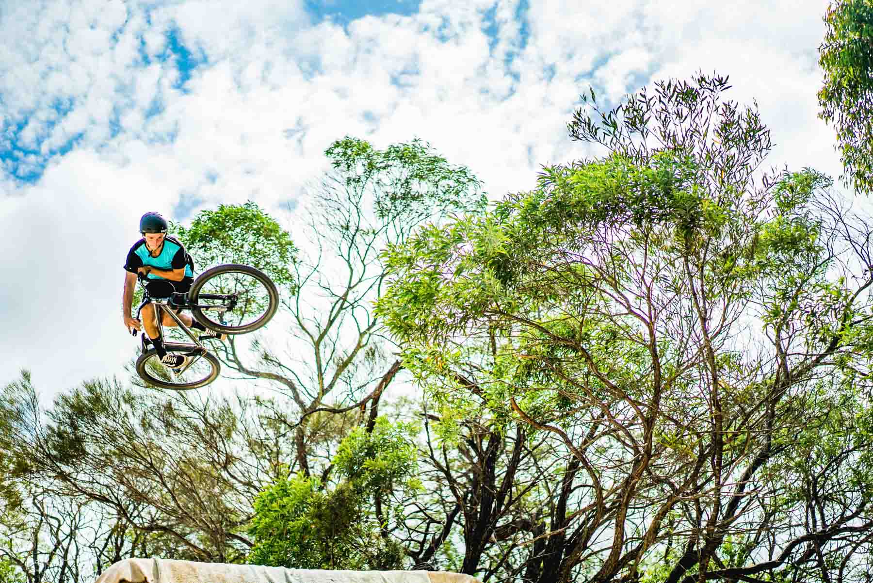 Video Tyson Wise Pumps, Bumps and Jumps