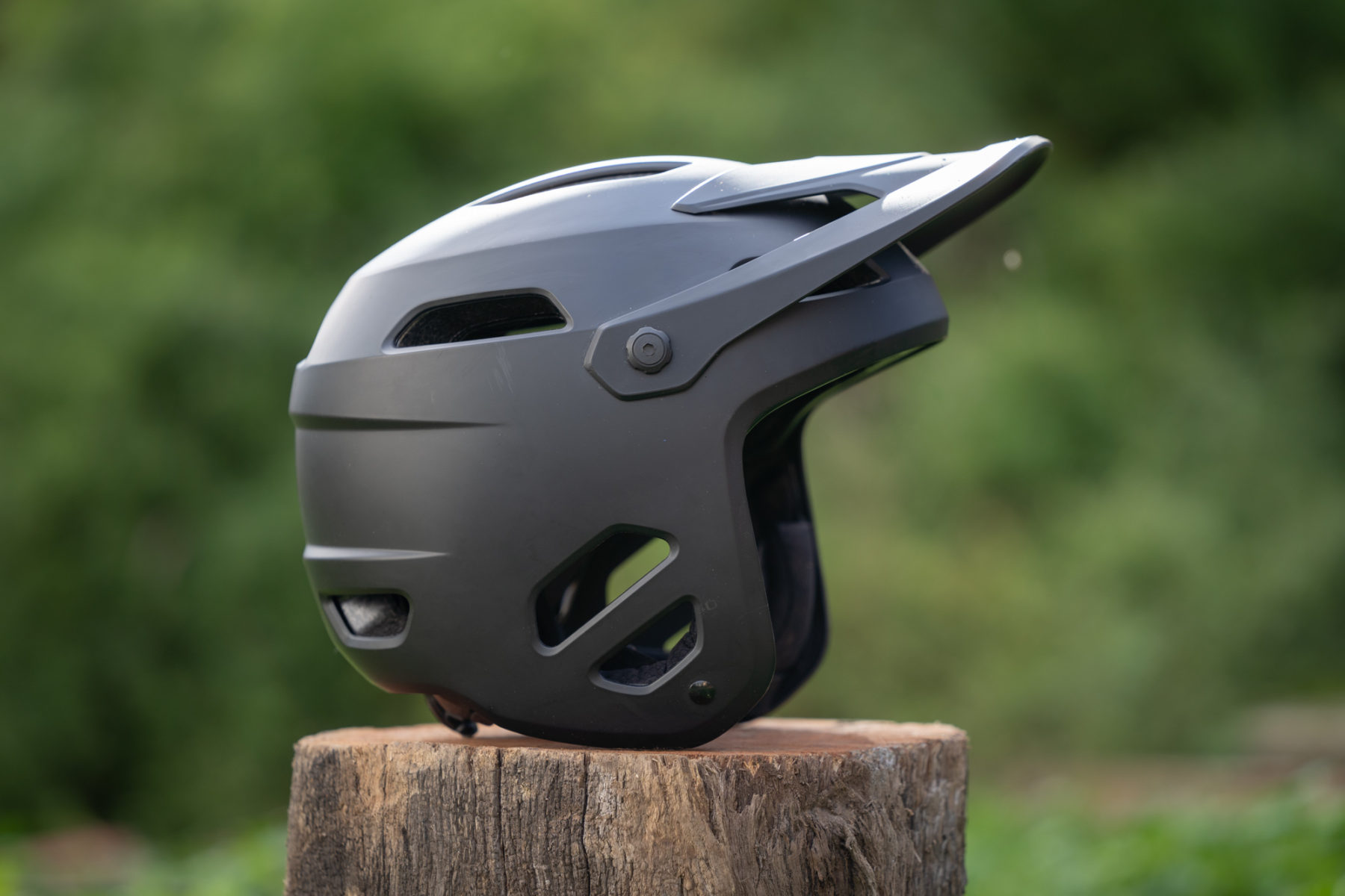 giro flume helmet