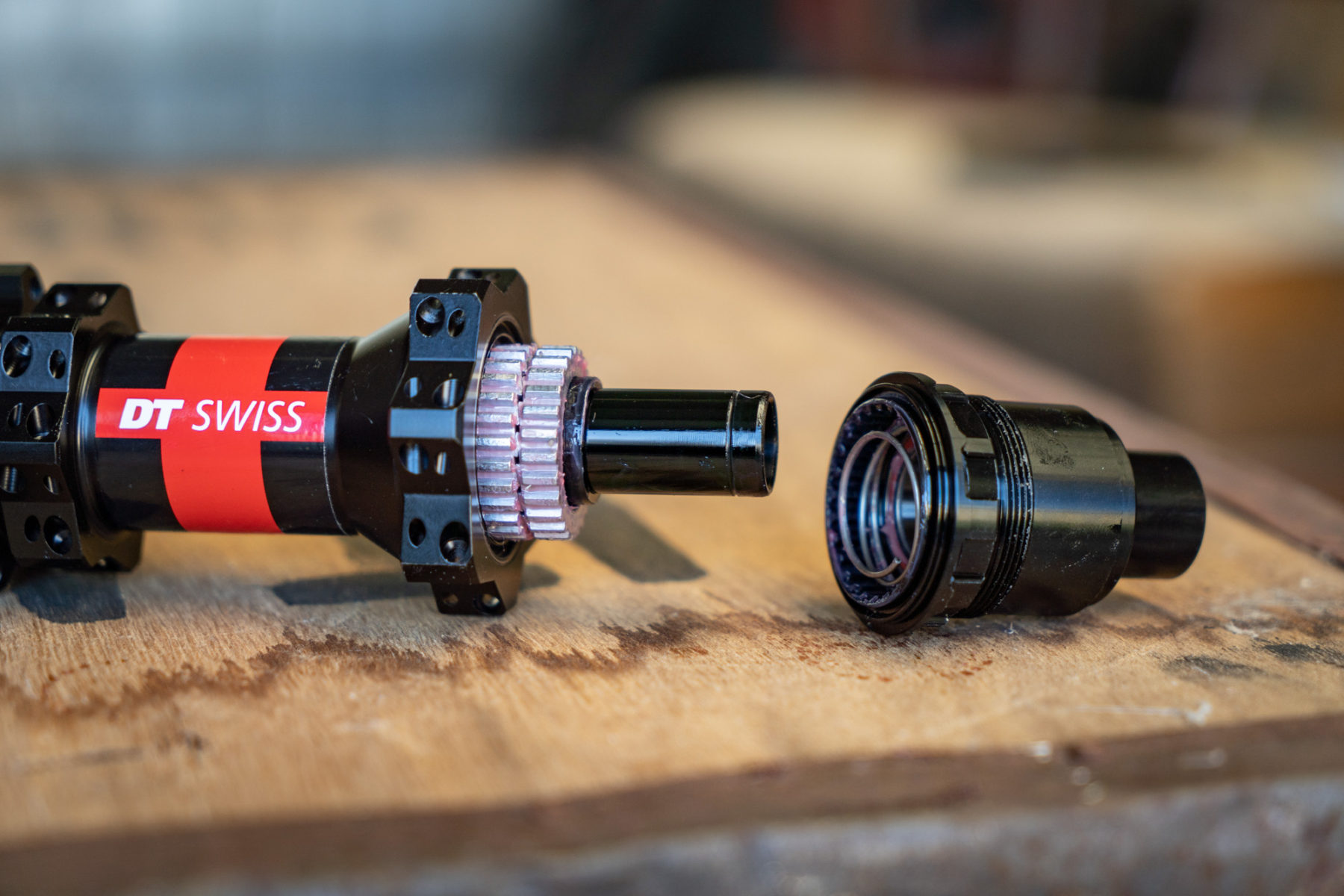 Hands On Inside the DT Swiss 180 hubs and the Ratchet EXP freehub
