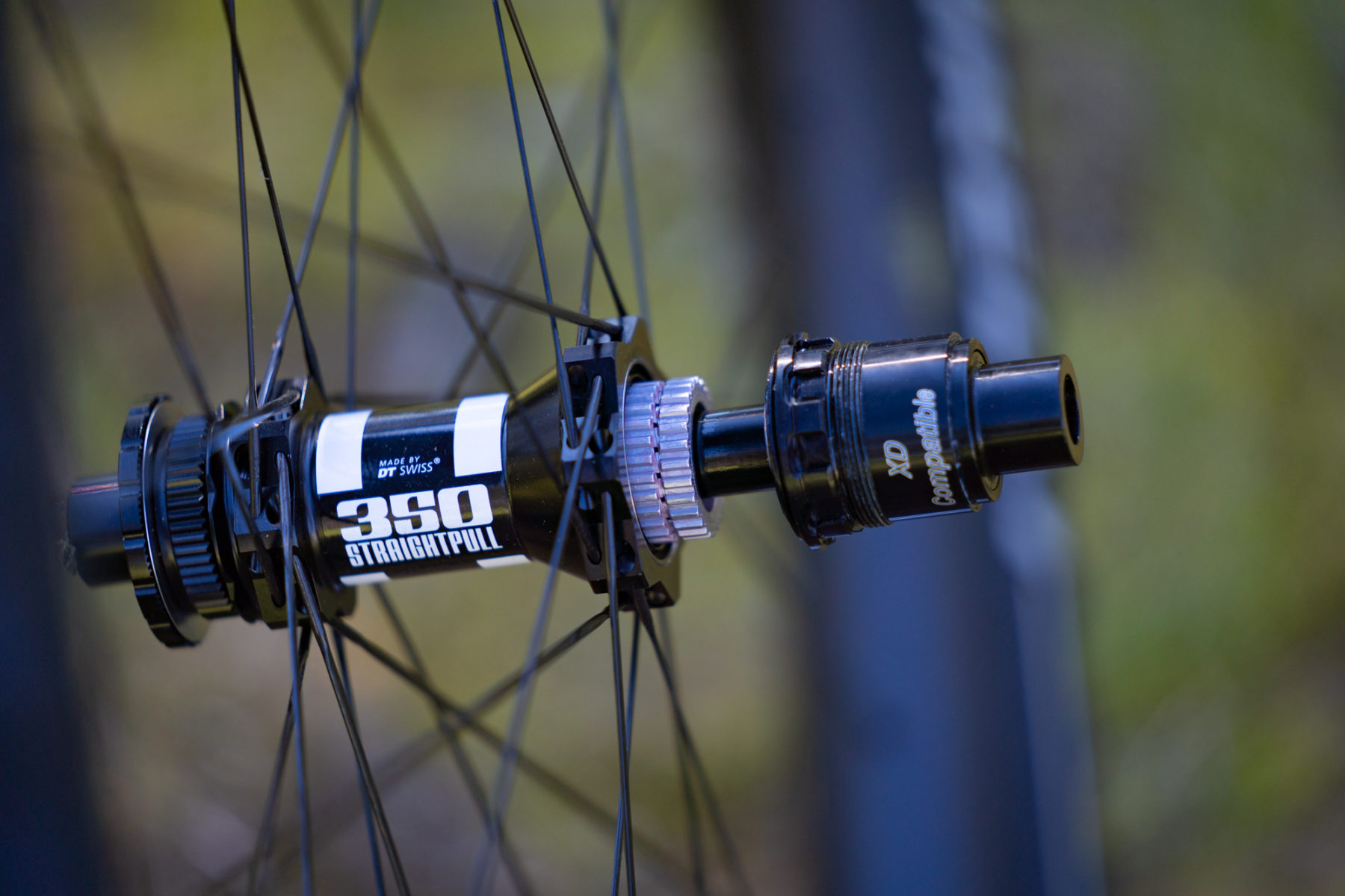 Curve Dirt Hoops Review: Chunky and Smooth 