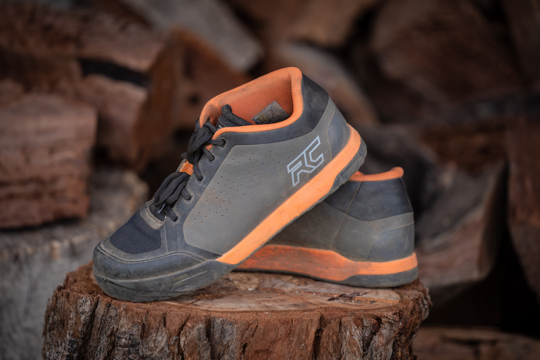 Review The Ride Concepts Powerline Is A Premium Flat Pedal Shoe