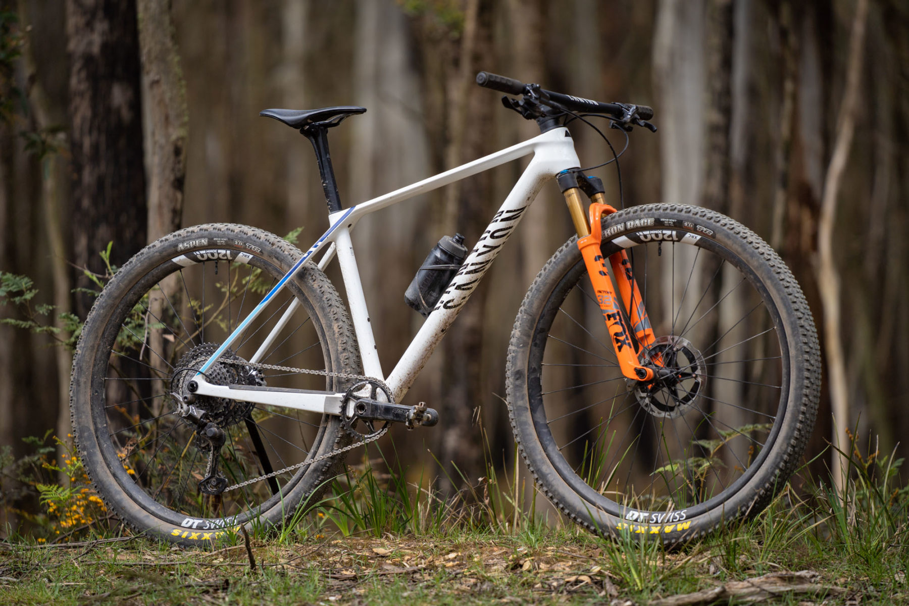 2021 canyon exceed cfr team carbon hardtail