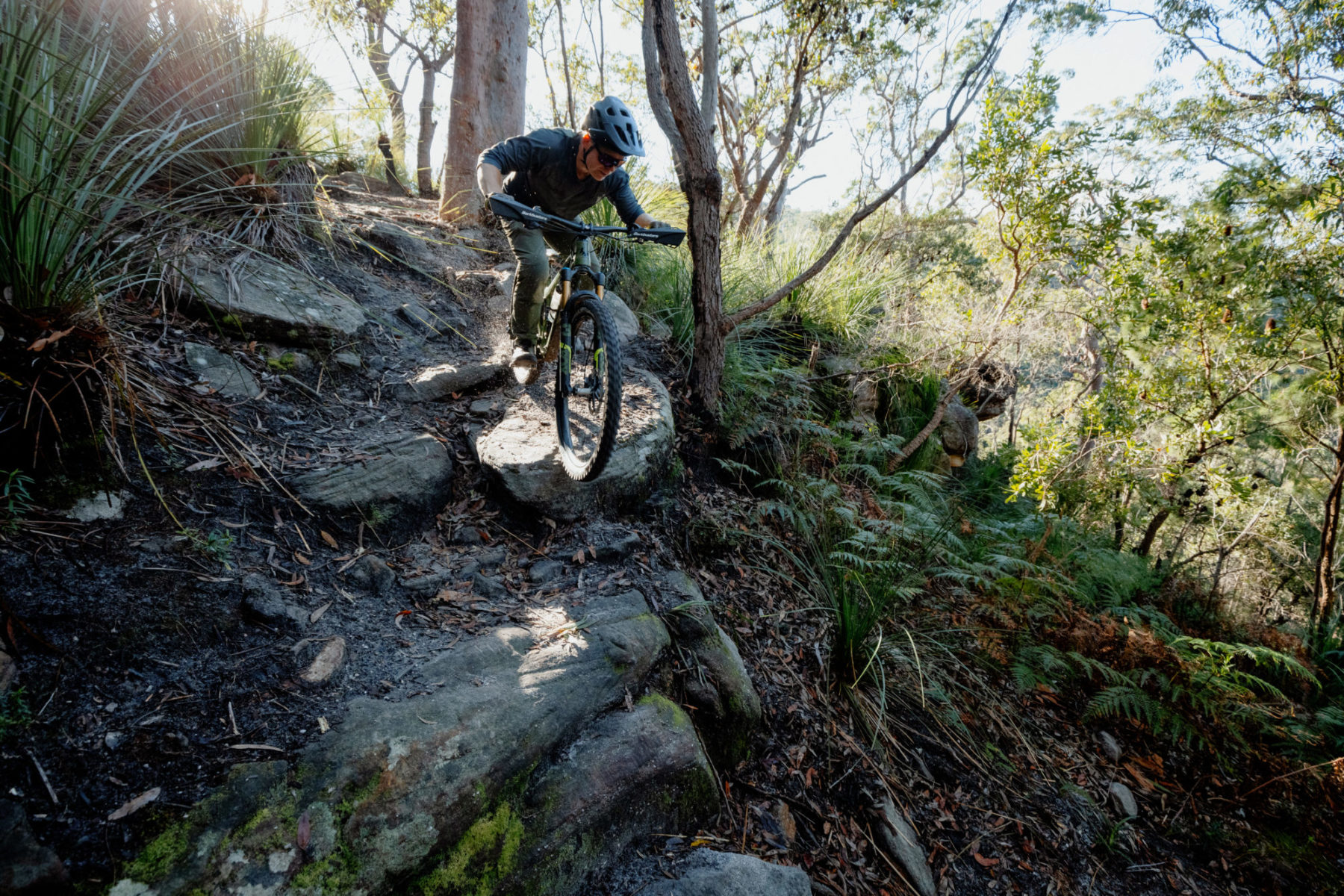 G-Form Pro X3 Knee Pads: Same Slim Protection, Even More Comfortable  [Review] - Singletracks Mountain Bike News