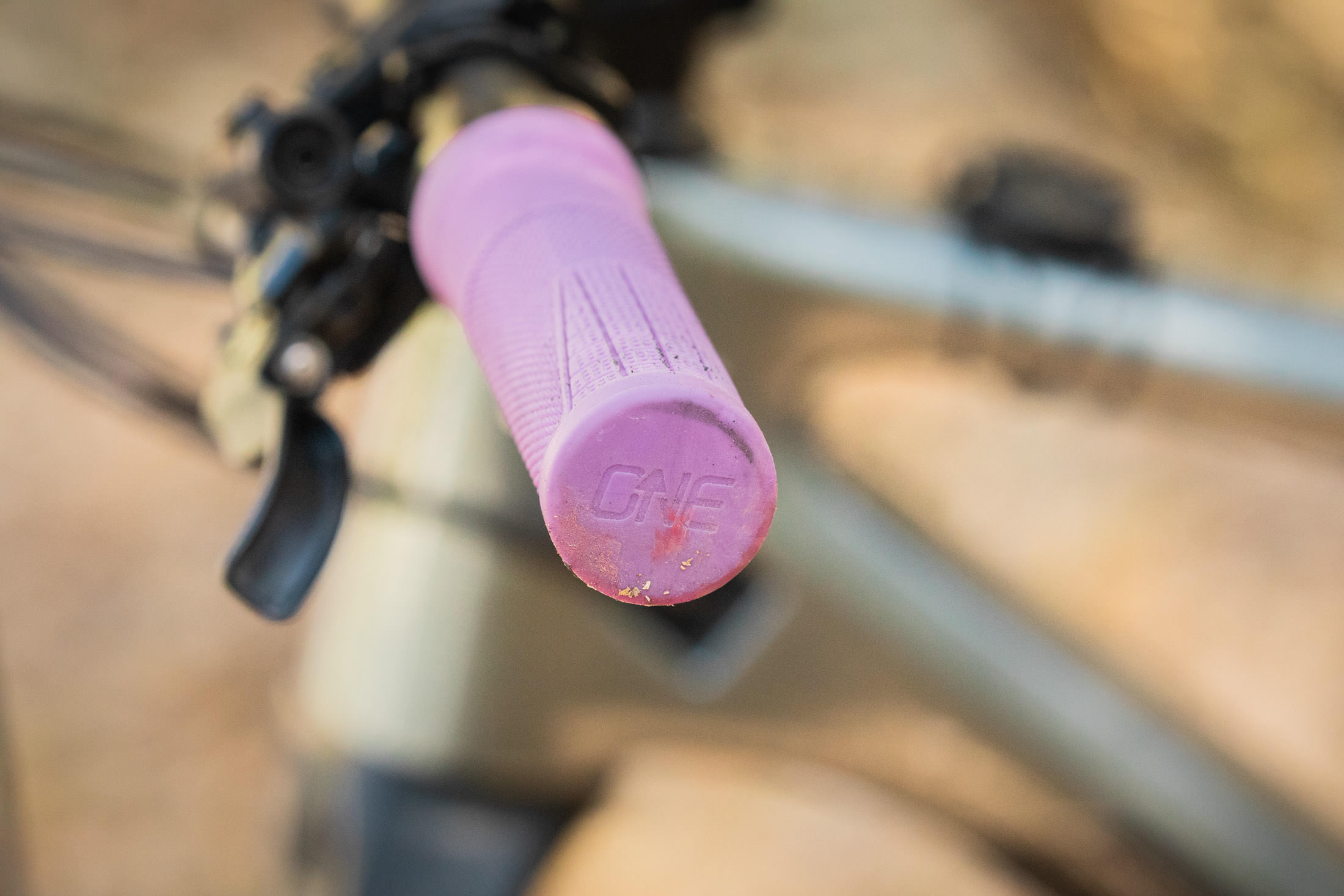 Review OneUp Thick & Thin grips Flow Mountain Bike