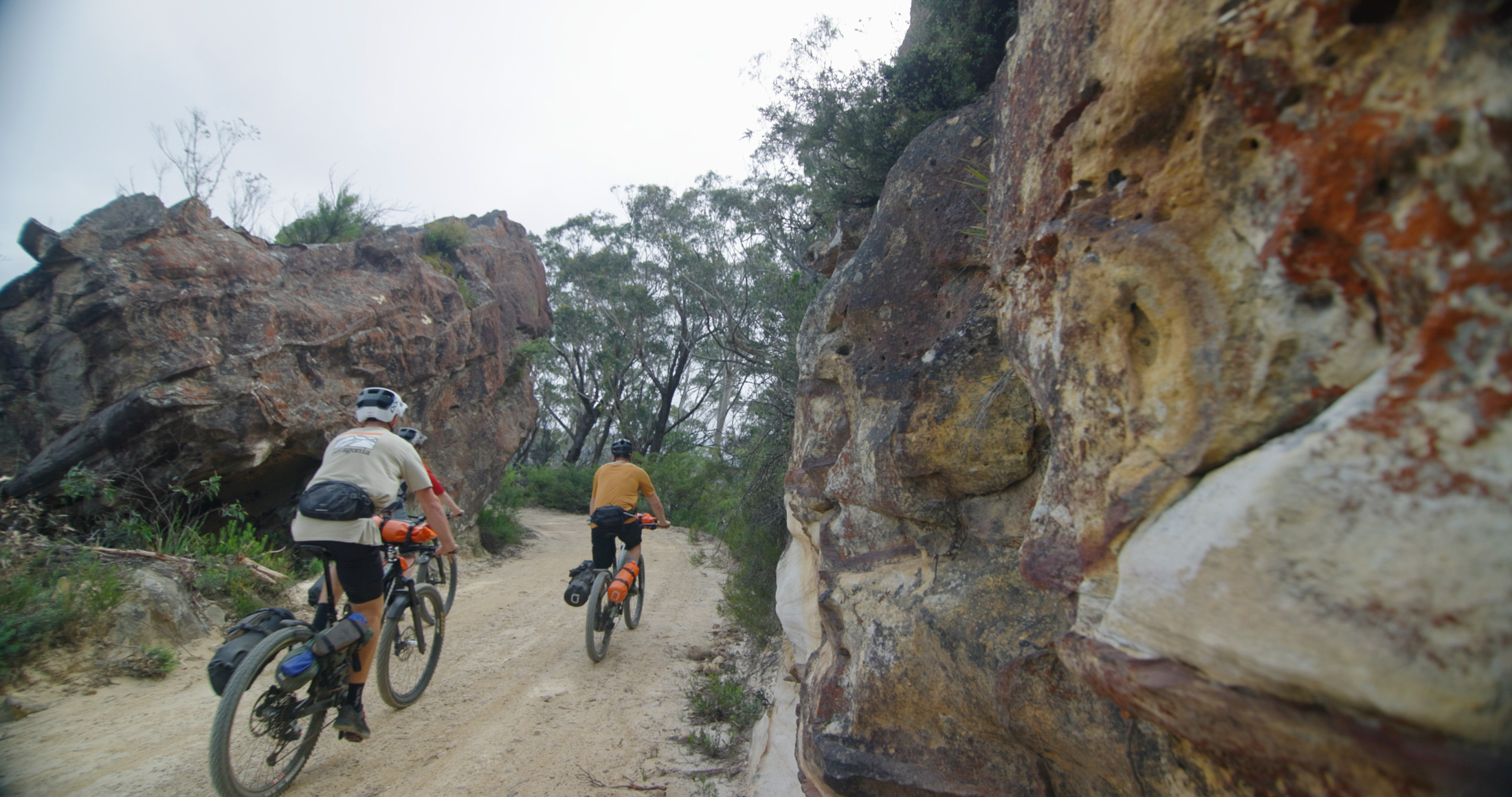 aeroe bike racks enduro bikepacking