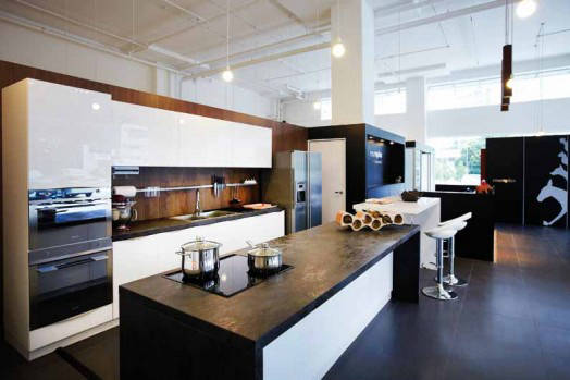 Shopping-Trail_Ewins