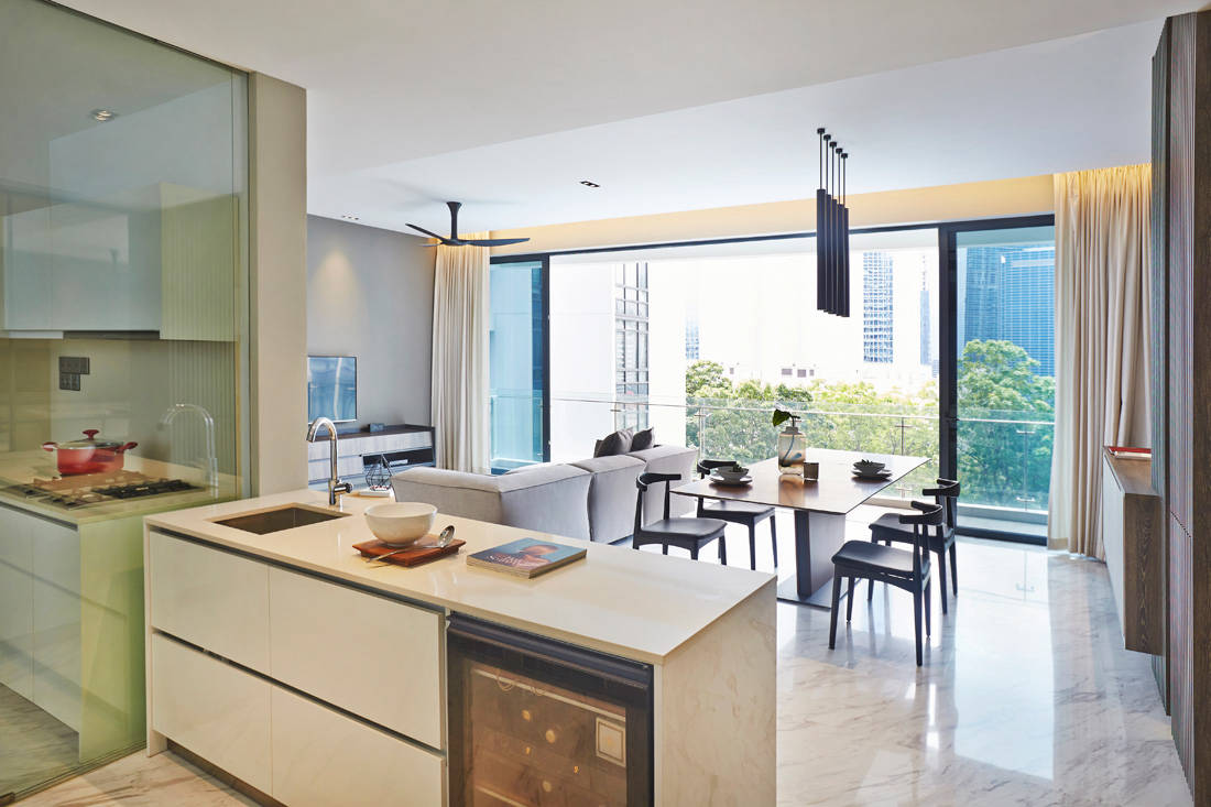 This stylish apartment exemplifies that you can’t go wrong with sleek lines and crisp aesthetics